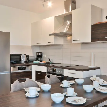 Fh Backbord * ニーンハーゲン